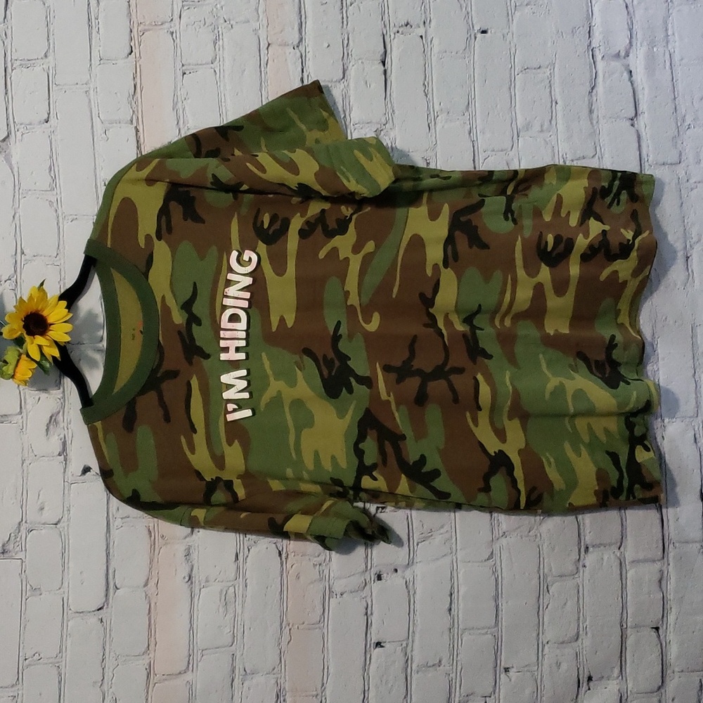 Camo Tshirt "I'm Hiding" green Sz XL